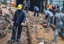 पुणे-लोणावळा रेल्वे विभागात भूस्खलन; 16 गाड्या रद्द, अनेक वळवल्या | पुणे बातम्या