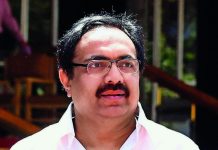 जयंत पाटील-विनोद तावडे भेटीनंतर महासंघाचा कोणताही नवा पक्ष एनडीएमध्ये सामील होणार नाही, असे फडणवीस म्हणाले.