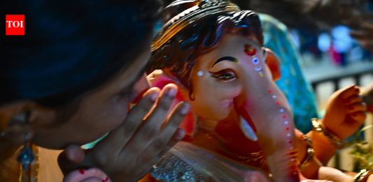 City’s biggest goodbye, cops’ longest shift: The human cost of Ganpati visarjan duty